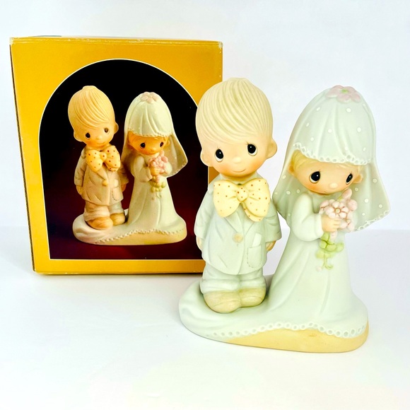 Precious Moment Figurine The Lord Bless You And Keep You Bride & Groom Wedding - Picture 1 of 10